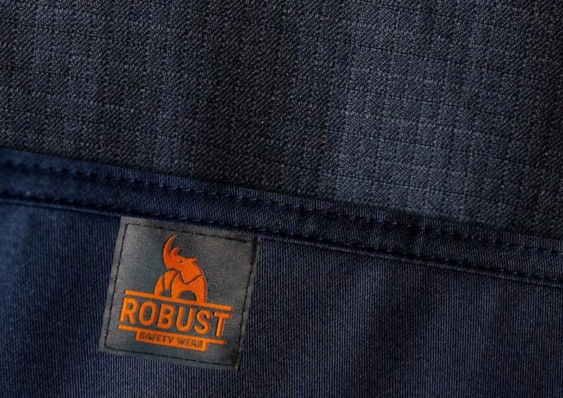 Logo Robust Safetywear imprimé sur le tissu